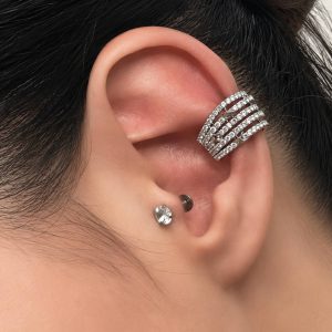 ایرکاف نقره‌ای چند ردیفه نگین‌دار با طراحی لوکس