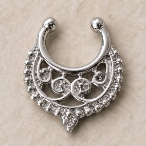 پیرسینگ سپتوم فیک نقره‌ای نگین‌دار طرح هلالی فیلگری