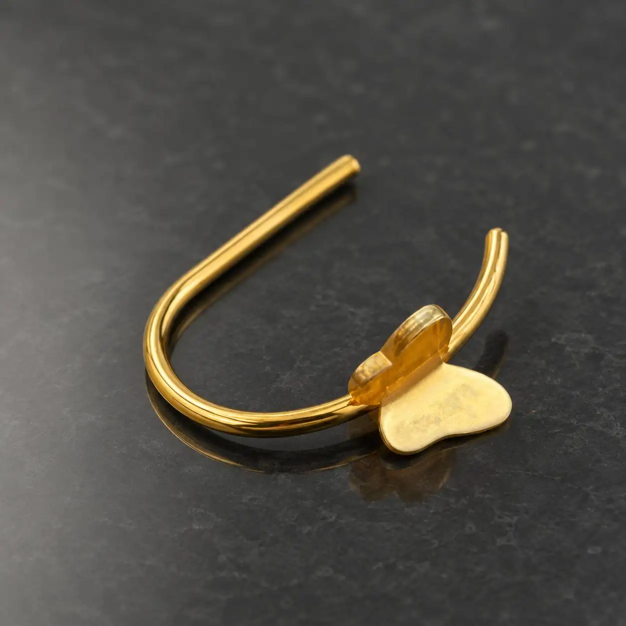 butterfly-clip-on-lip-piercing-gold