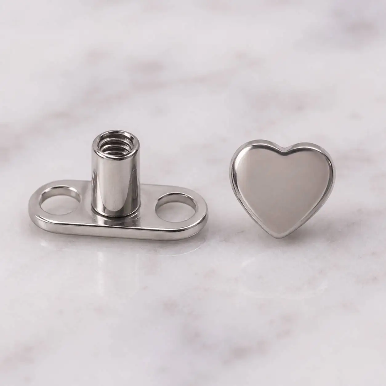 stainless-steel-heart-microdermal-piercing پیرسینگ میکرودرمال قلب استیل ساده با پایه جداشونده