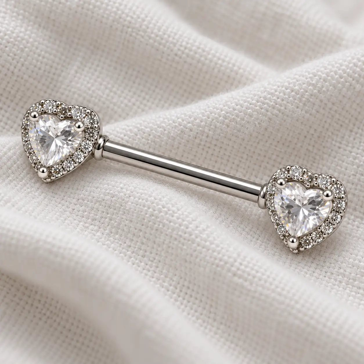 heart-gem-nipple-piercing-medium.webp پیرسینگ نیپل قلبی با میله صاف و نگین های کریستالی
