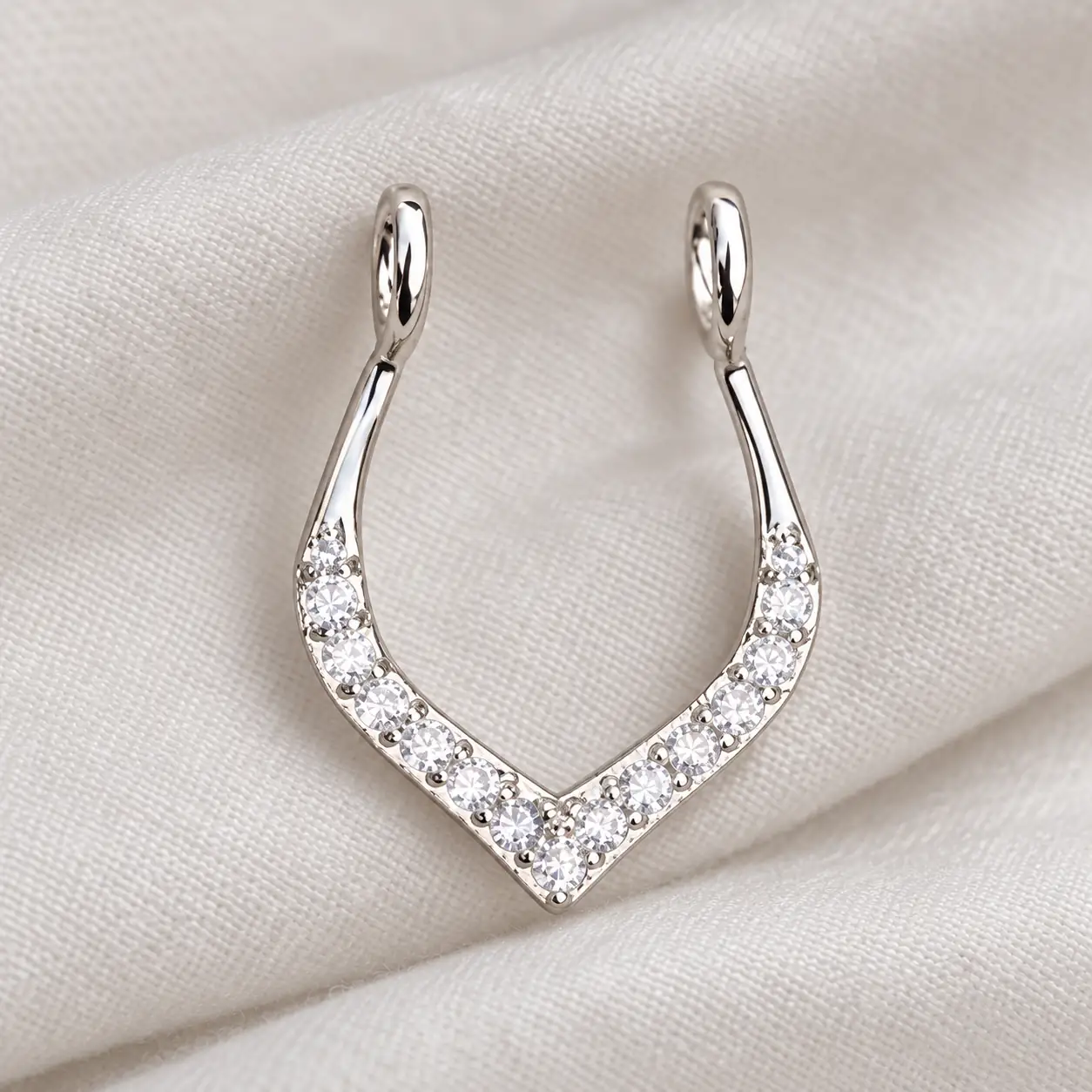 v-shape-faux-septum-silver-medium.webp